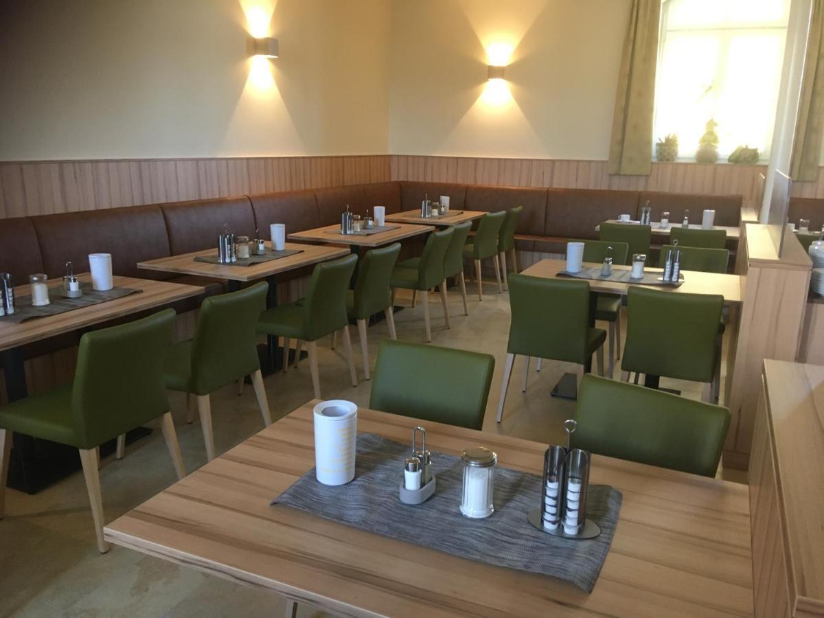 גונצבורג Hotel Goldener Loewe מראה חיצוני תמונה