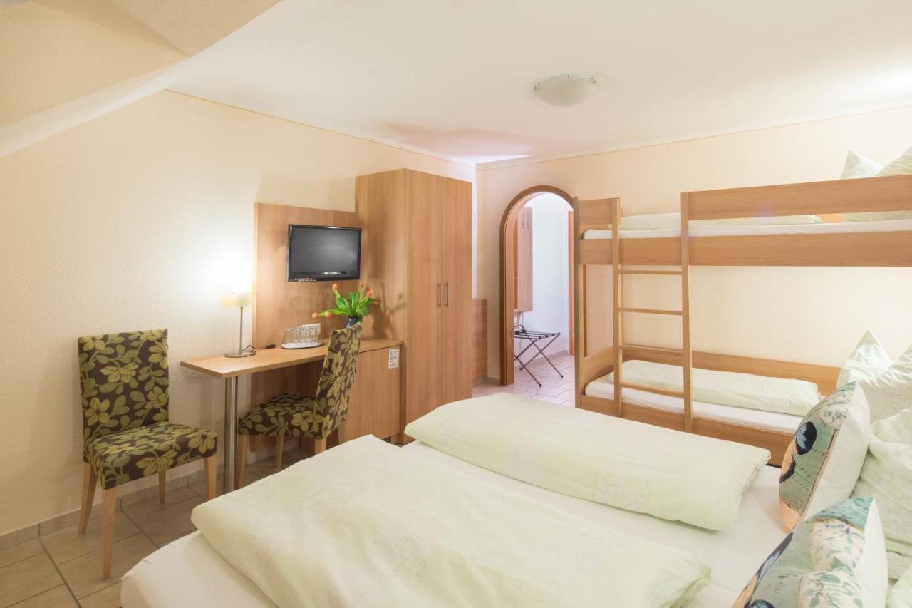 גונצבורג Hotel Goldener Loewe מראה חיצוני תמונה