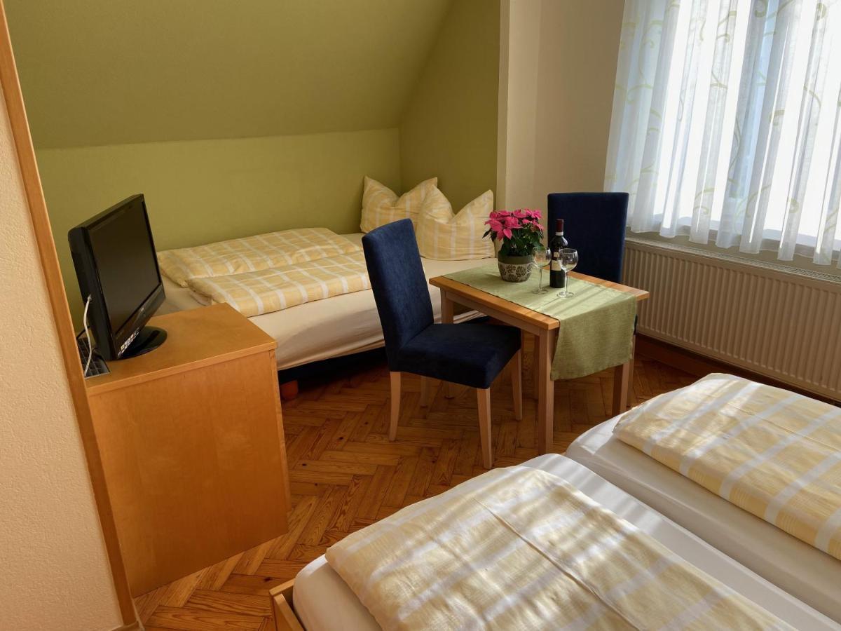 גונצבורג Hotel Goldener Loewe מראה חיצוני תמונה