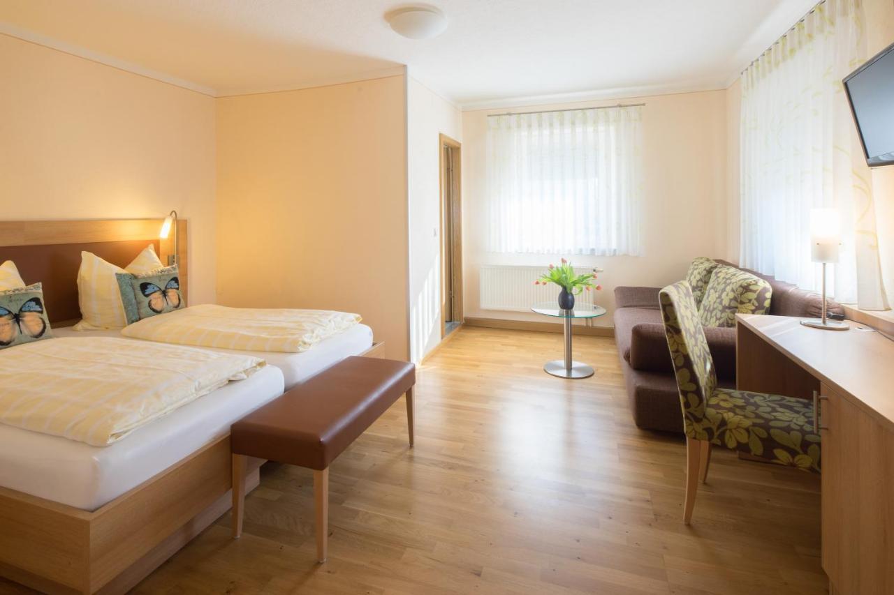גונצבורג Hotel Goldener Loewe מראה חיצוני תמונה