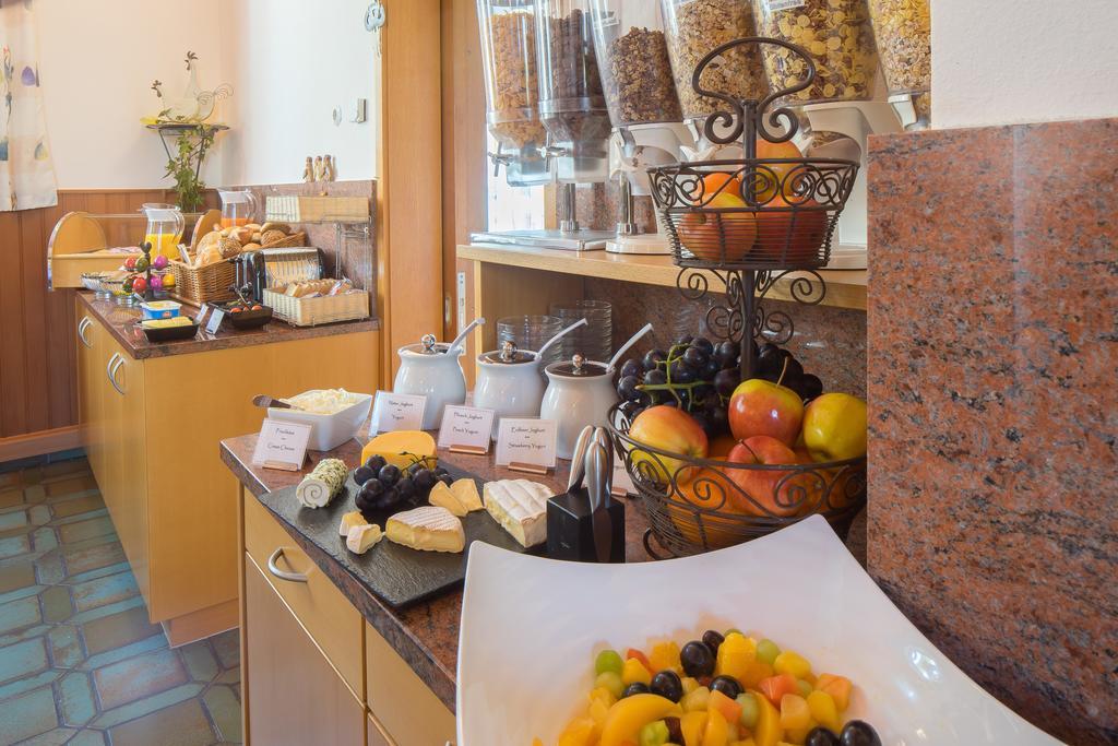 גונצבורג Hotel Goldener Loewe מראה חיצוני תמונה