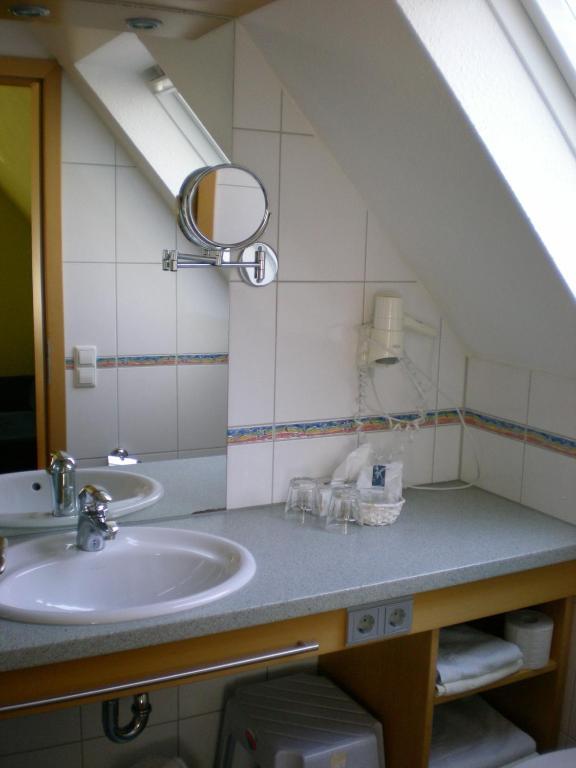 גונצבורג Hotel Goldener Loewe חדר תמונה